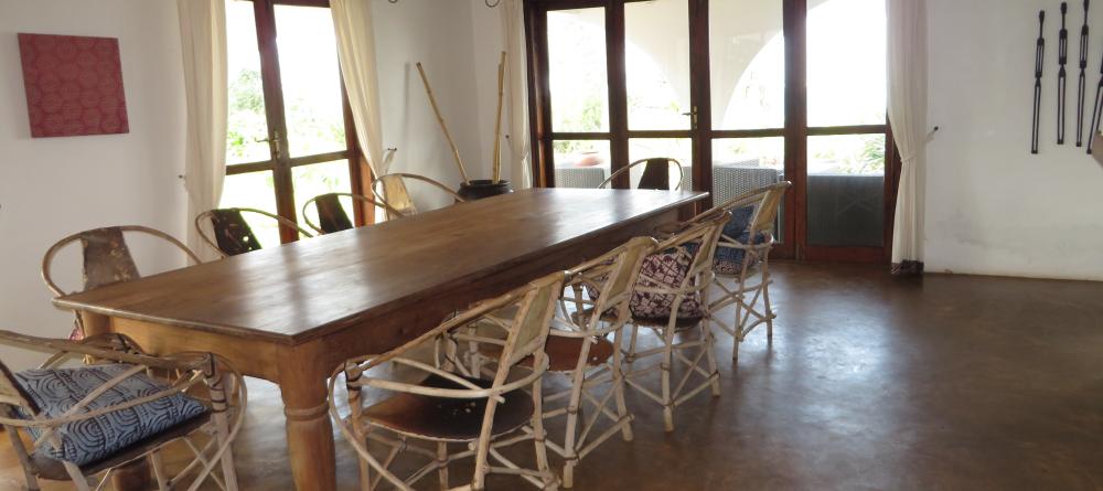 The spacious dining area to enjoy good food and conversation with family and friends at Villa Turquoise, Zanzibar, Tanzania (Mango staff photo) - Image 11