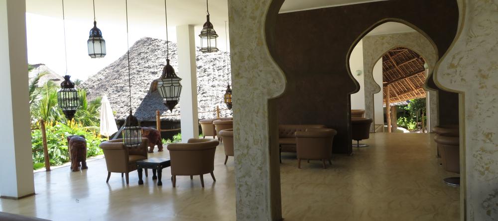 The beautifully designed main lounge at Gold Zanzibar Beach House & Spa, Zanzibar, Tanzania (Mango staff photo) - Image 12