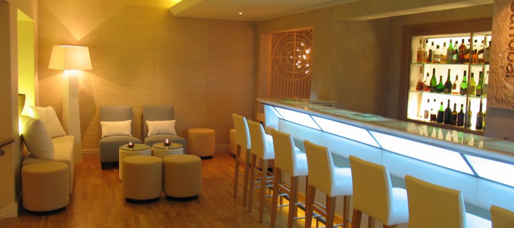 The Sand Bar at Plettenberg Hotel, Plettenberg, South Africa - Image 7