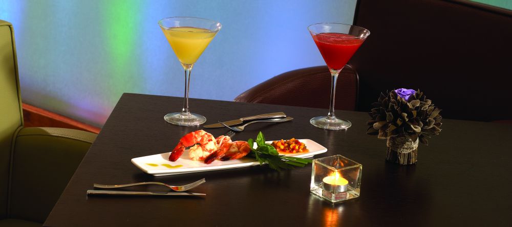 Cocktails and fine dining at Norfolk Hotel, Nairobi, Kenya - Image 2