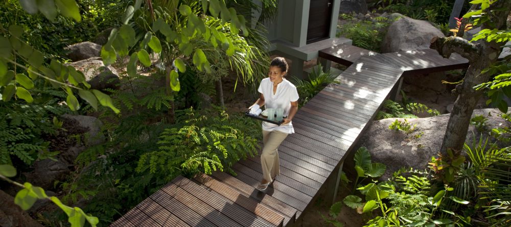 Spa and garden area at Raffles Praslin, Praslin, Seychelles - Image 12