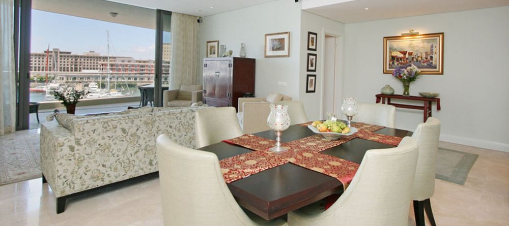 Waterfront Village Superior Three Bdrm Living Rm - Image 2