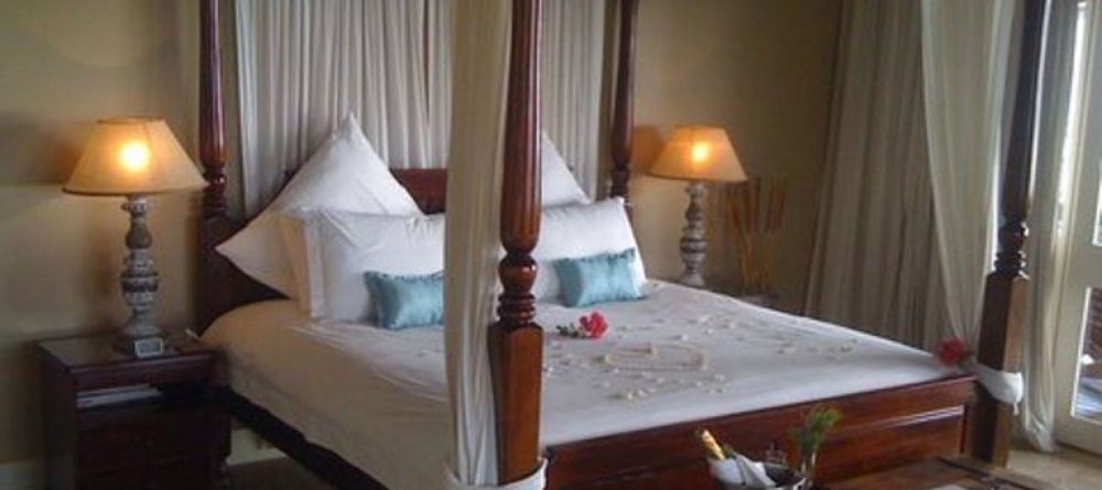 51 on Camps Bay Room - Image 3