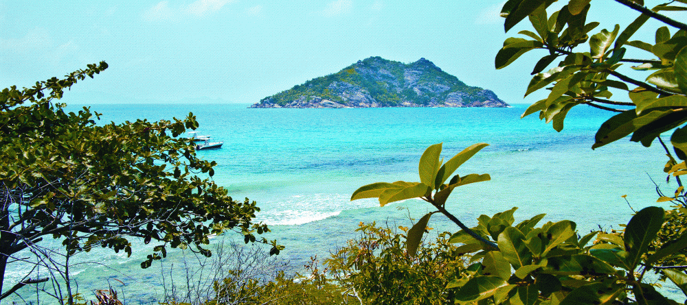 The beautiful view at New Emerald Cove, Praslin, Seychelles - Image 1