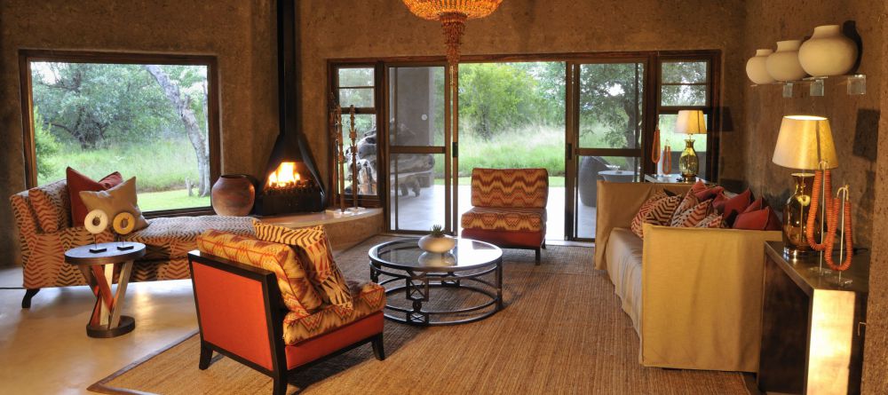 Amber Presidential Suite Lounge - Image 15