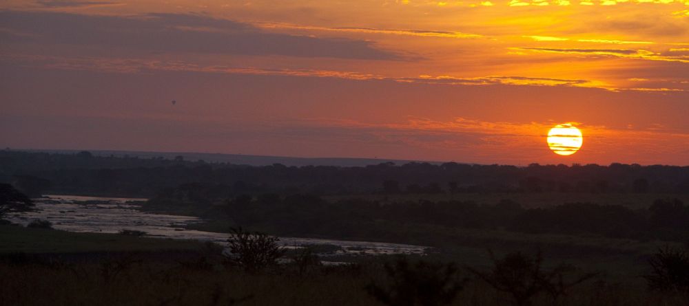 Sunset over the Serengeti - Image 5