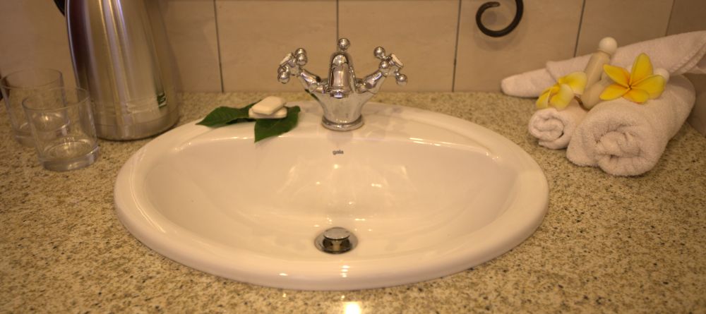 Bathroom at Kigoma Hilltop Hotel, Kigoma, Tanzania - Image 2