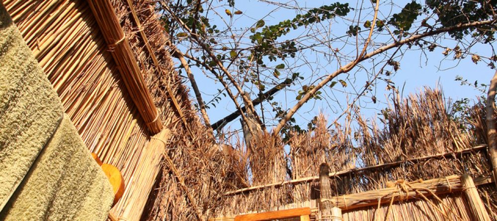 Bathroom at Mwamba Bush Camp, South Luangwa National Park, Zambia - Image 11