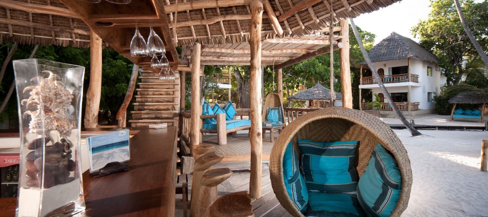 Beach bar at Waterlovers, Diani Beach, Kenya - Image 11