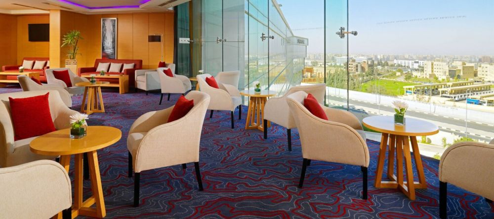 Lounge - Image 5