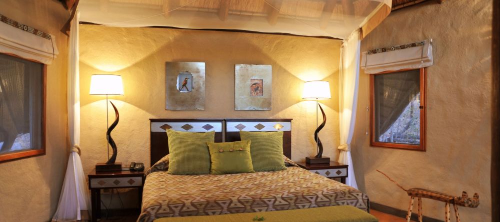 Lukimbi Safari Lodge - Guest Suite - Image 3