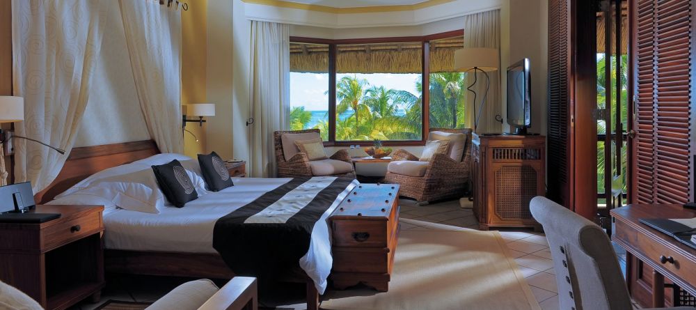 Club Junior Suite- Dinarobin Hotel & Golf Spa, Le Morne Peninsula, Mauritius - Image 5