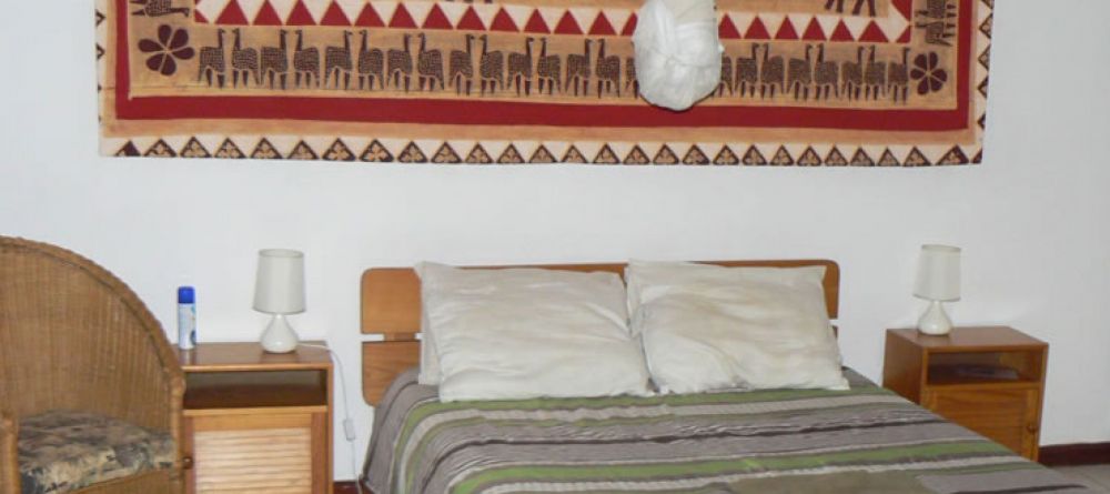 Cluny Lodge room - Image 4