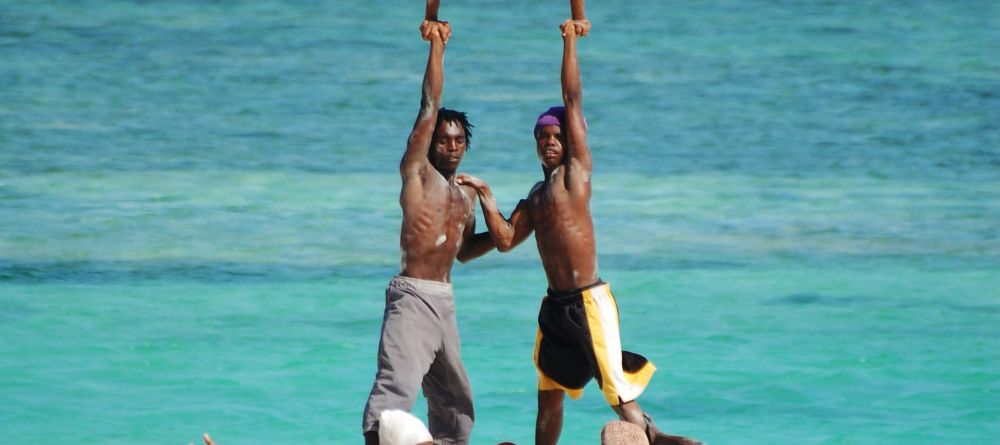 The always entertaining locals at Waterlovers, Diani Beach, Kenya - Image 18