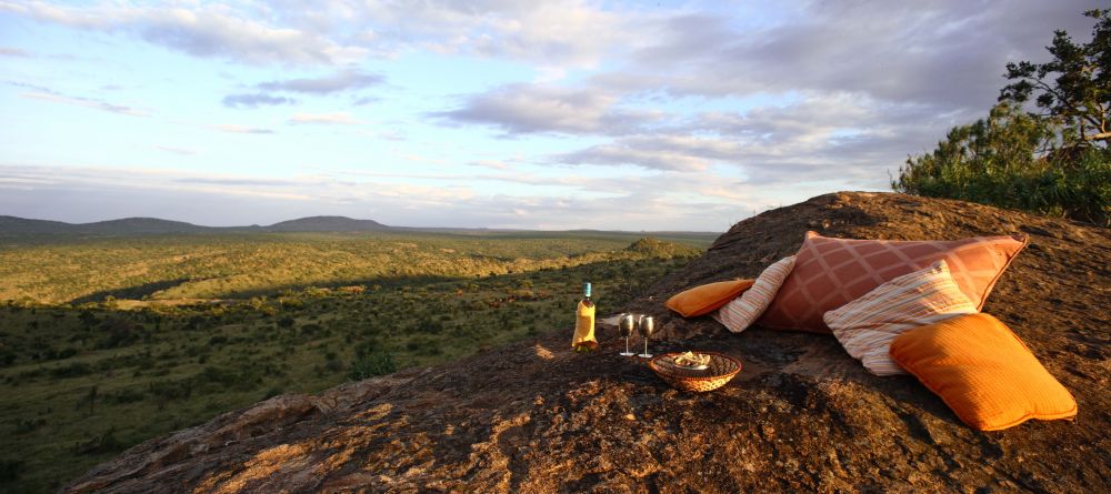 Sundowners overlooking the valley at Sabuk Lodge, Laikipia, Kenya (Stevie Mann) - Image 19