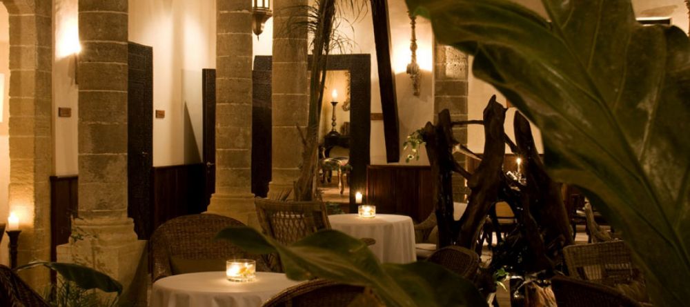 Villa de l'O dining - Image 2