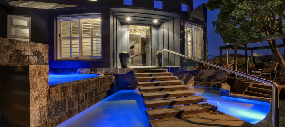 The unique and captivating entrance at O on Kloof, Cape Town, South Africa - Image 5