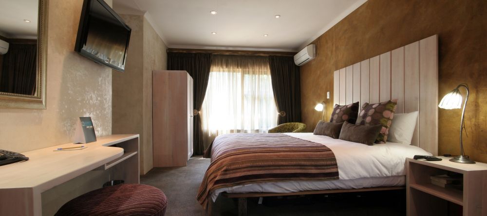 Executive Suite 1A at African Rock Hotel - Image 1