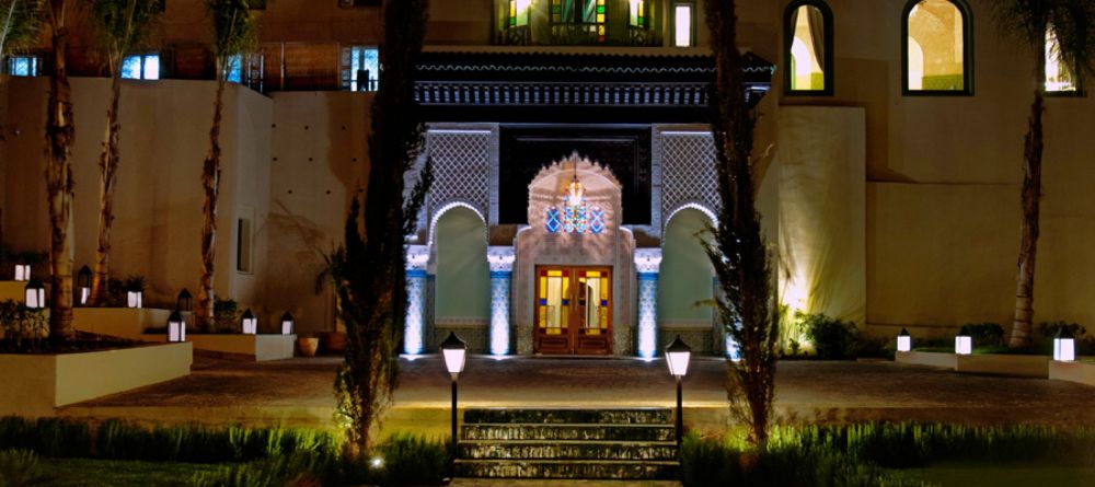 exterior of palais - Image 8
