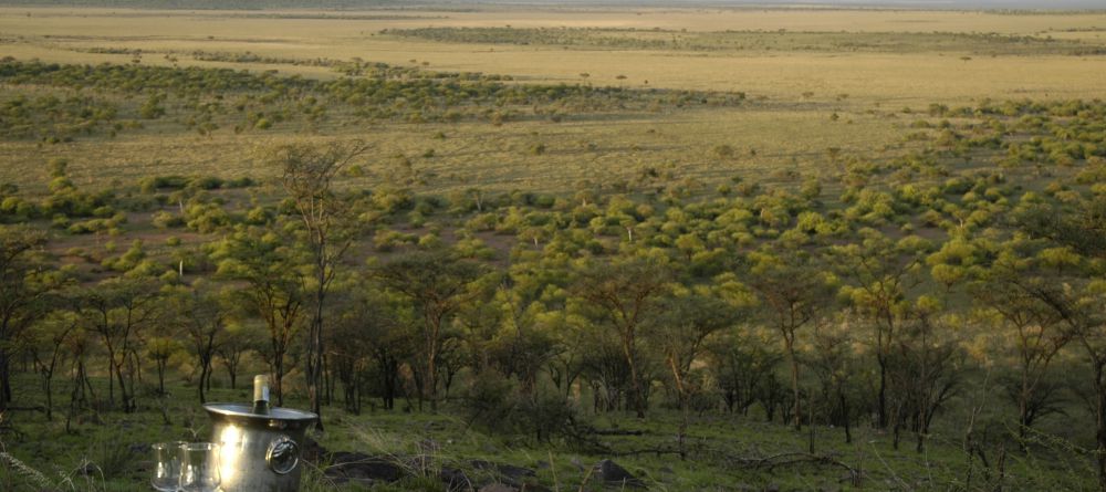 Sundowner at Serena Serengeti Safari Lodge, Serengeti National Park, Tanzania - Image 8