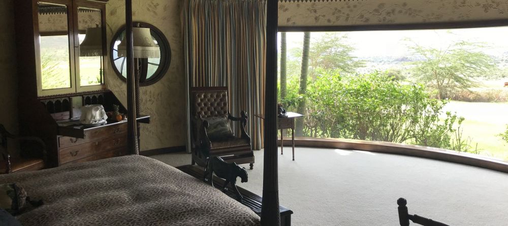 Ol Jogi view of bedroom - Image 5