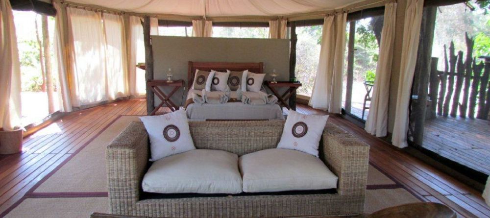 Bedroom at Kanga Camp, Mana Pools National Park, Zimbabwe - Image 7