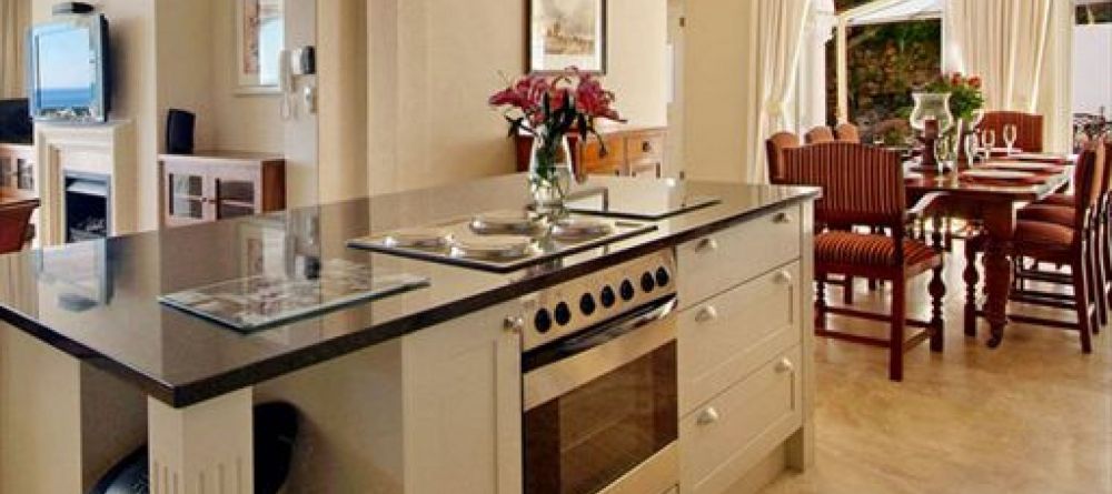 Bingley Place House - Self catering kitchen - Image 4