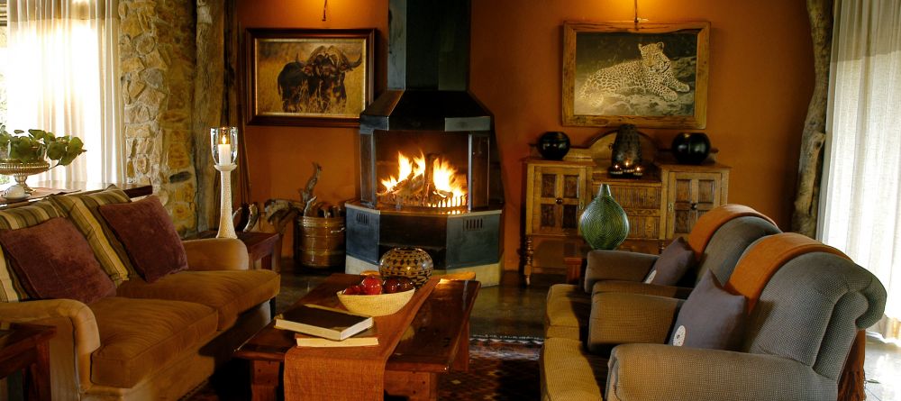 The main lounge at Leopard Hills Safari Lodge, Sabi Sands Game Reserve, South Africa - Image 6
