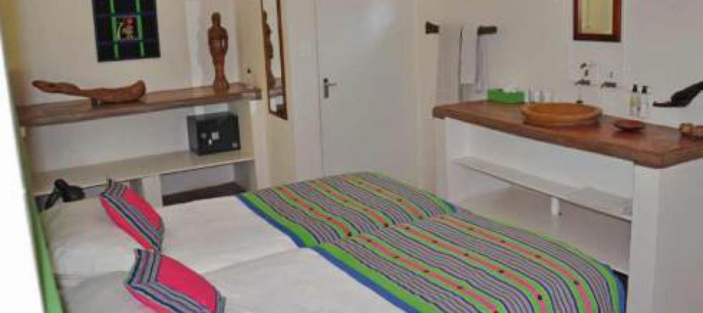 Guest Room - Image 2