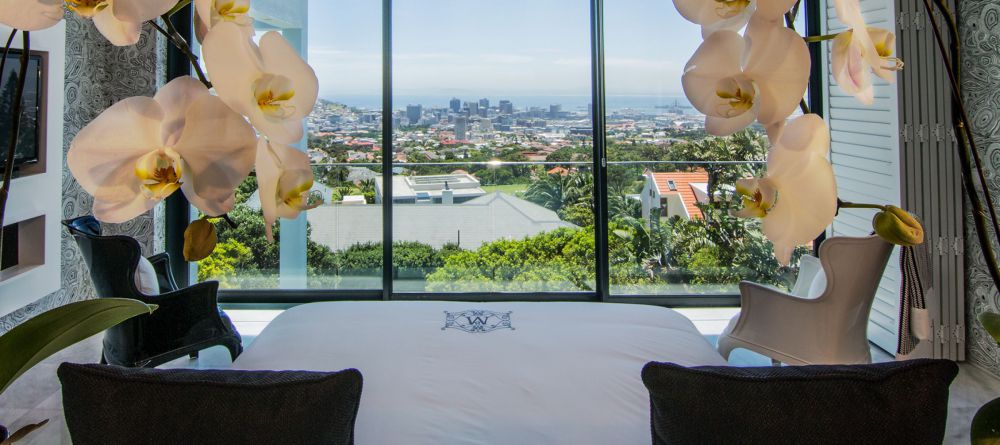 Black & White Room View - Image 1