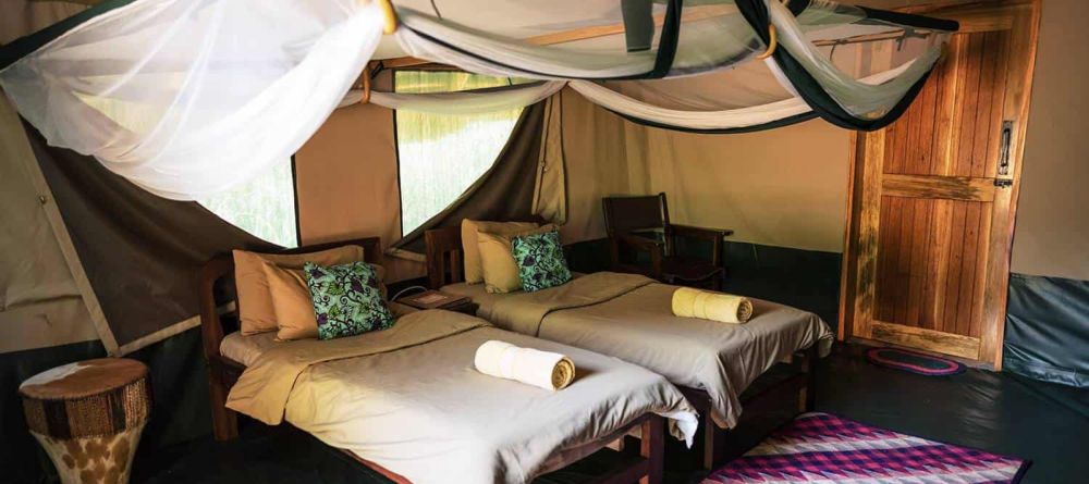 Murchison River Lodge - Tent Bedroom - Image 7