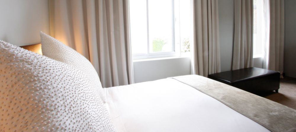 A guestroom at O on Kloof, Cape Town, South Africa - Image 9