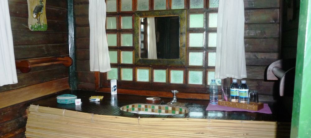 Bathroom at Nile Safari Lodge, Murchison National Park, Uganda (Mango Staff photo) - Image 3