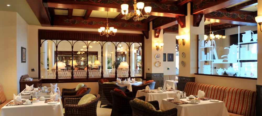 Dining at Polana Serena Hotel, Maputo, Mozambique - Image 7