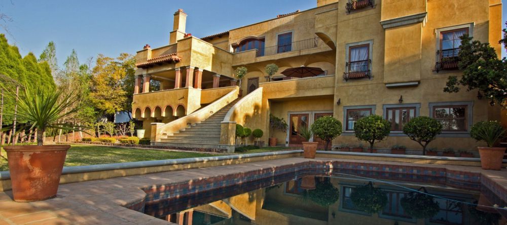 Castello di Monte  - pool views - Image 2