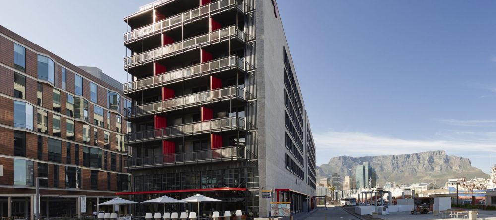 Radisson RED - Image 2