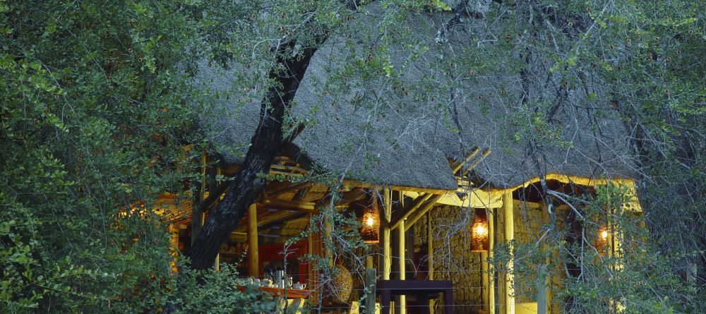 Rhino Post Safari Lodge - Dining Area - Image 2