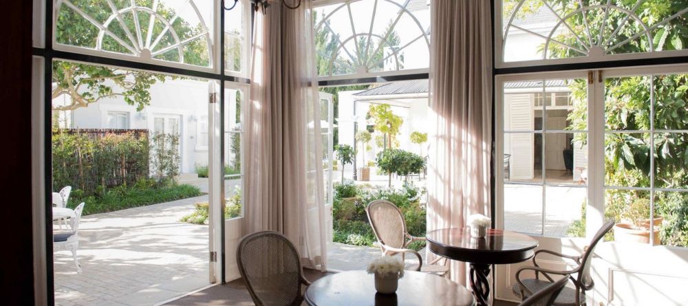 river-manor-boutique-hotel-interiors-dining-room - Image 6