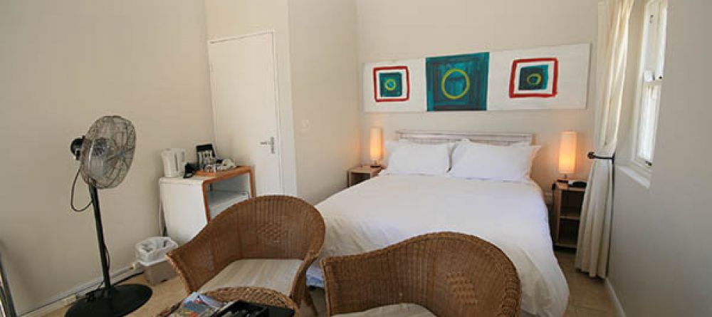 Room - Image 6