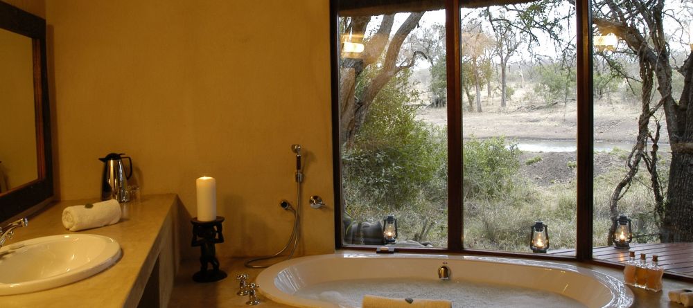 Serondella Game Lodge Bathroom - Image 2