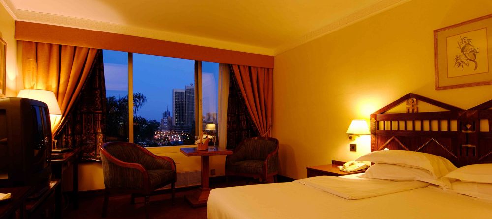 Standard guestroom- Nairobi Serena Hotel, Nairobi, Kenya - Image 7