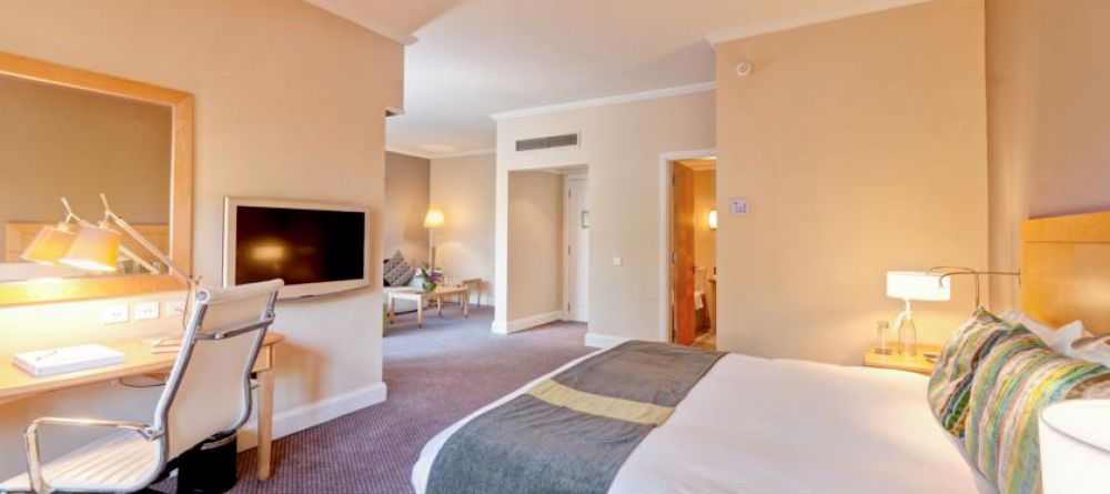 Le Suffren Hotel & Marina - Image 2