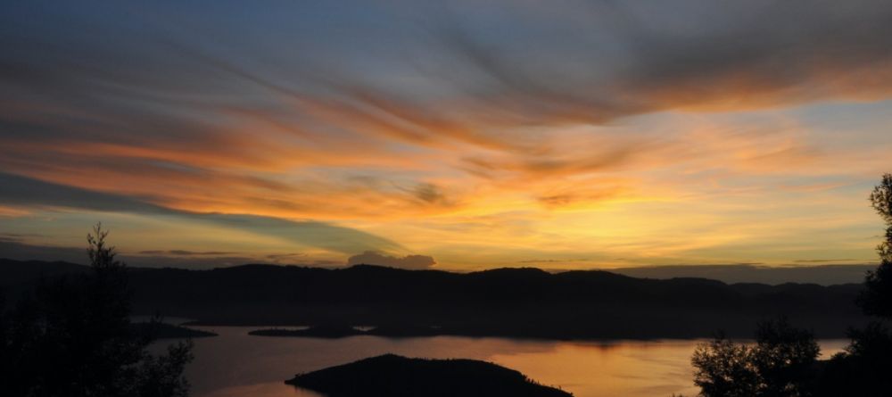 Sunset at Virunga Lodge, Volcanoes National Park, Uganda - Image 6