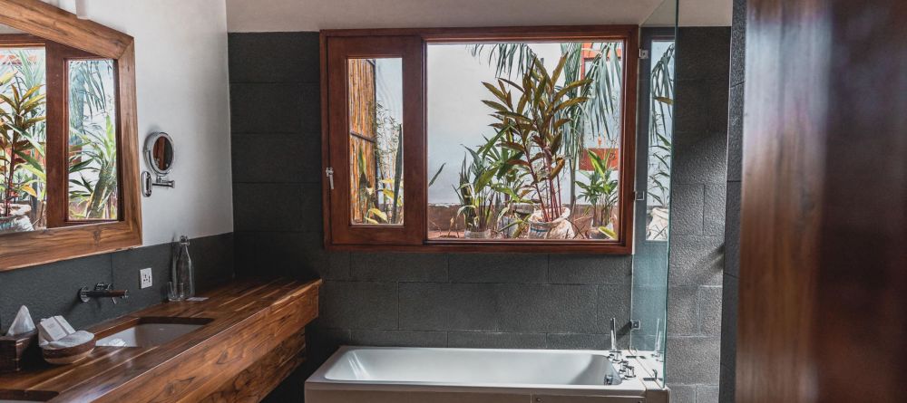 The Retreat Hotel - Image 3