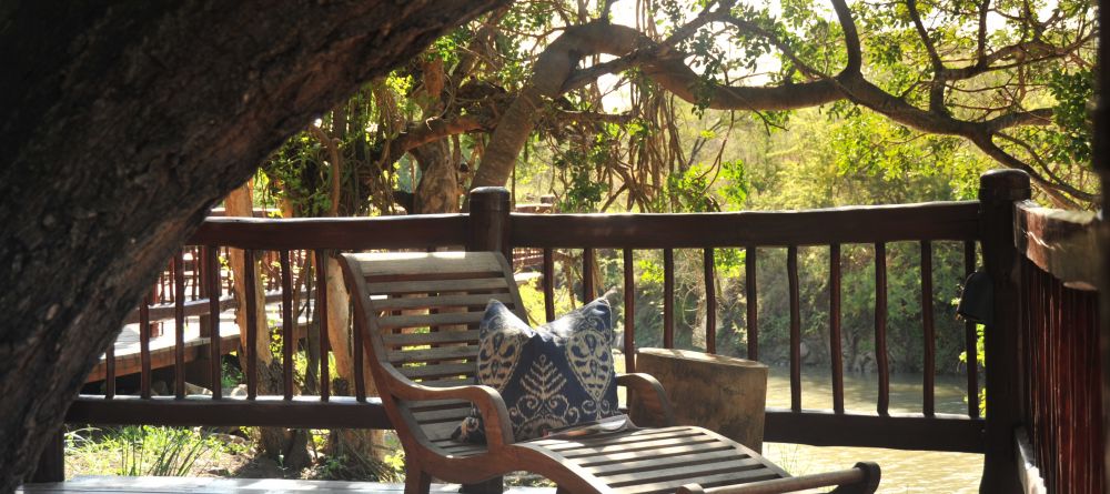 Thornybush Waterside Lodge - Deck - Image 3