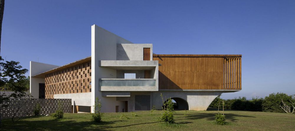 Villa Vista Guesthouse Exterior - Image 4