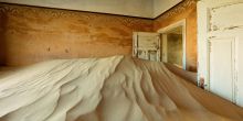 Kolmanskop Ghost Town