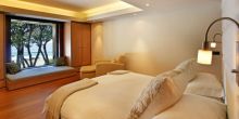 Auburn Villa bedroom