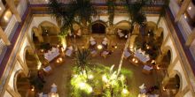 Palais Heure Bleue outdoor dining