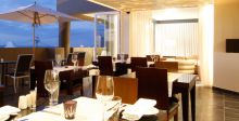 Outdoor dining at O on Kloof, Cape Town, South Africa
